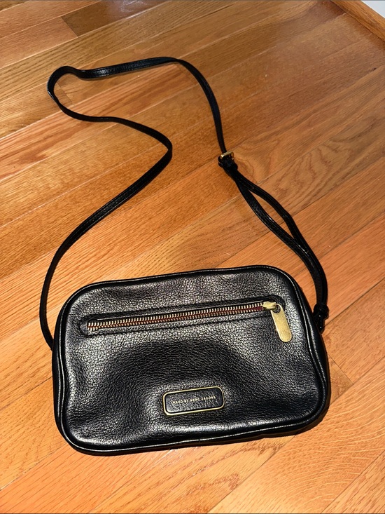 Marc By Marc Jacobs Handbags - Marc by Marc Jacobs black crossbody leather bag